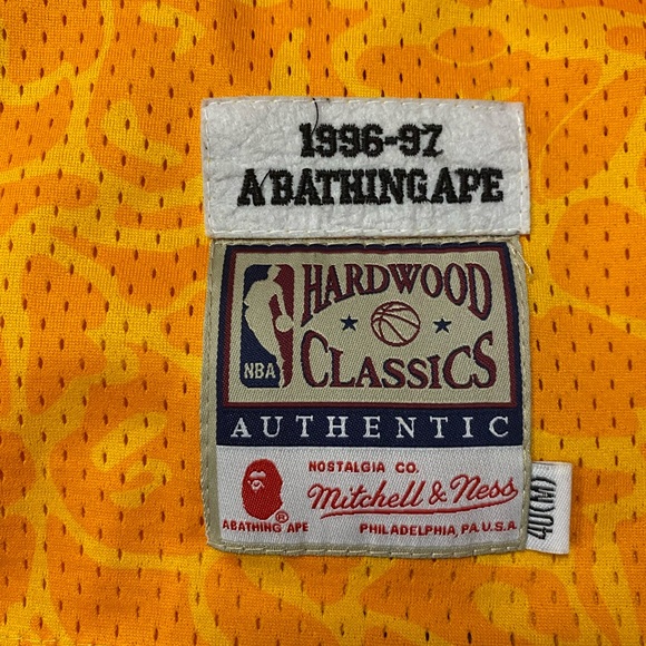 Mitchell and Ness And Bape collab Lakers Jersey - Picture 6 of 7